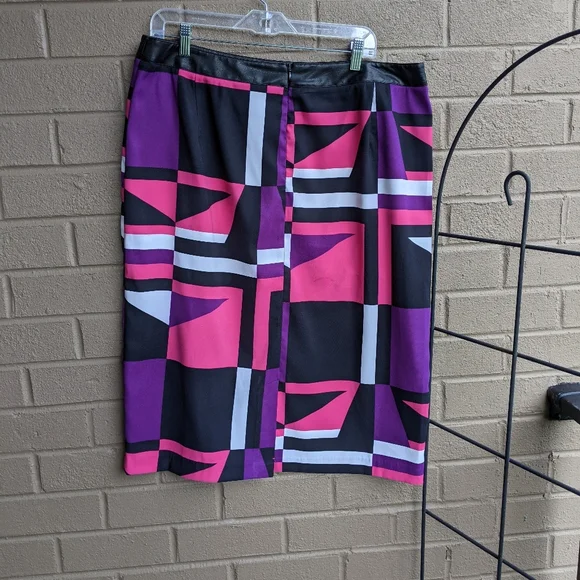 Ashley Stewart Geometric Design Pencil Skirt 16W - Picture 3 of 4